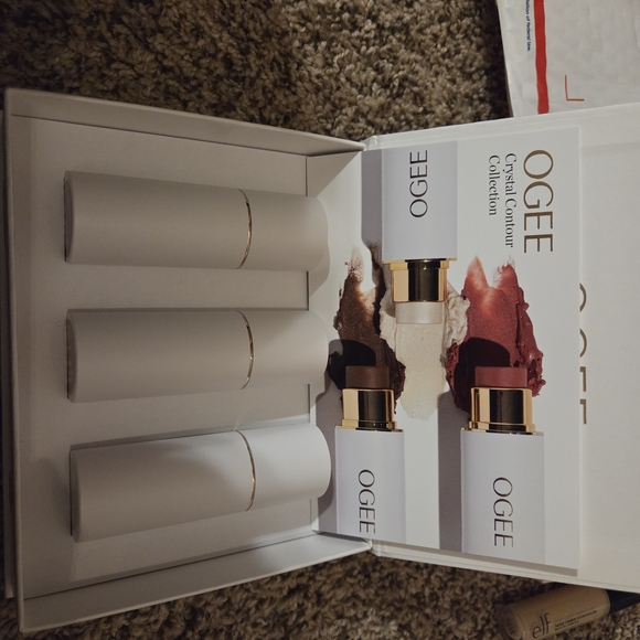 OGEE Crystal Contour Collection Palette - Picture 2 of 7